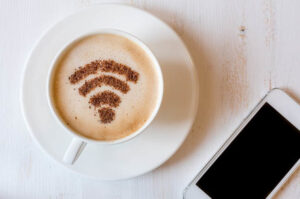 5 reasons why restaurants should offer free Wi-Fi service to its customers